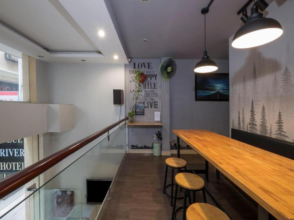 הו צ'י מין סיטי Blue River Hotel מראה חיצוני תמונה